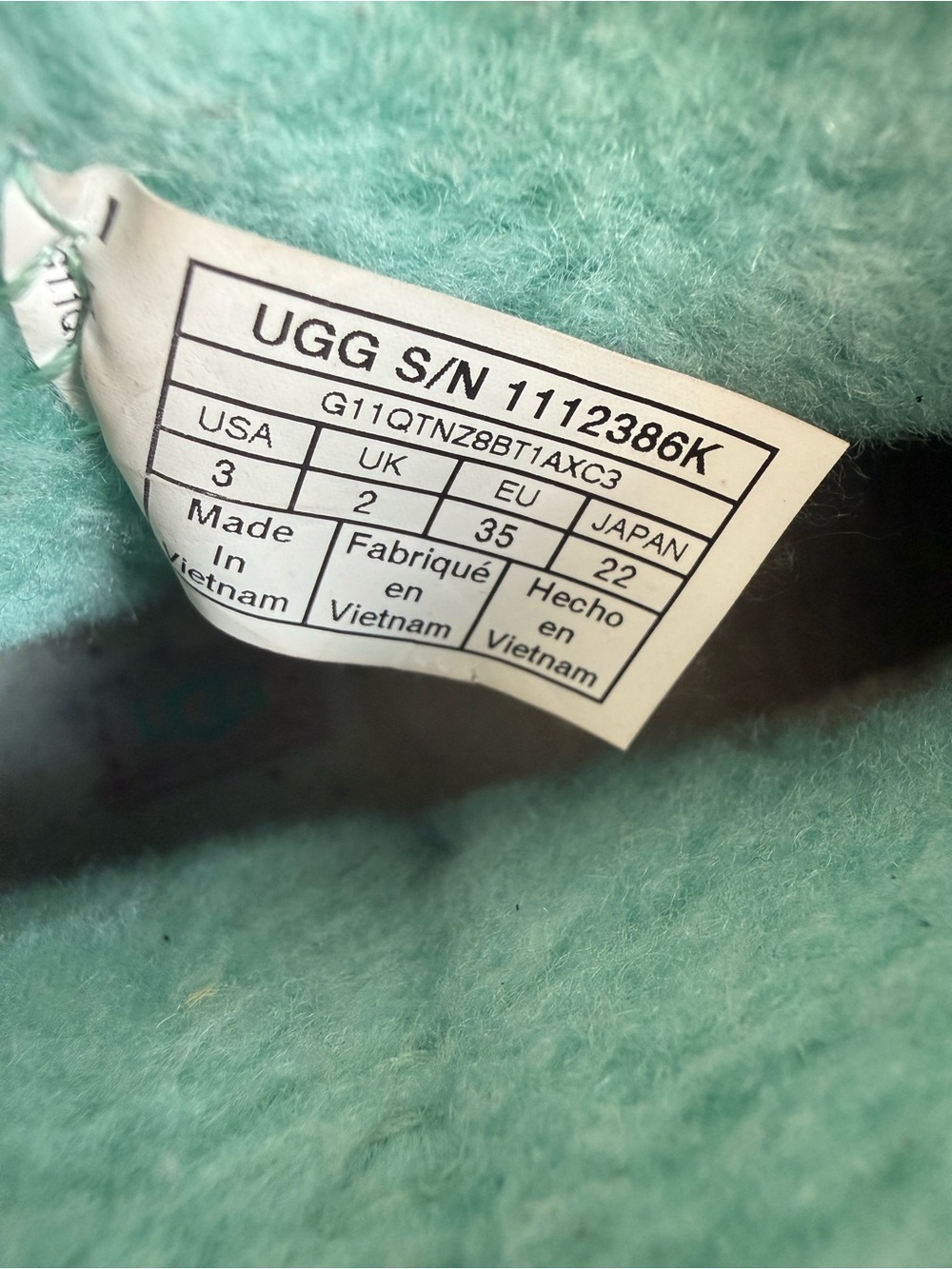 UGG classic clear mini women size 5 or 3 big girls Teal Short Booties - Picture 7 of 7